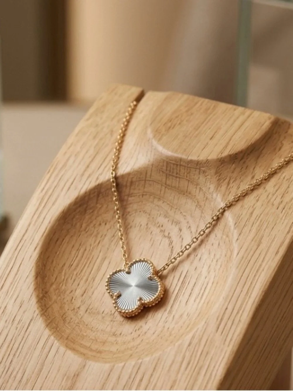 Silver Diamond Cut “Guilloche”Clover & Gold Plated Chain Necklace 16 To 18”